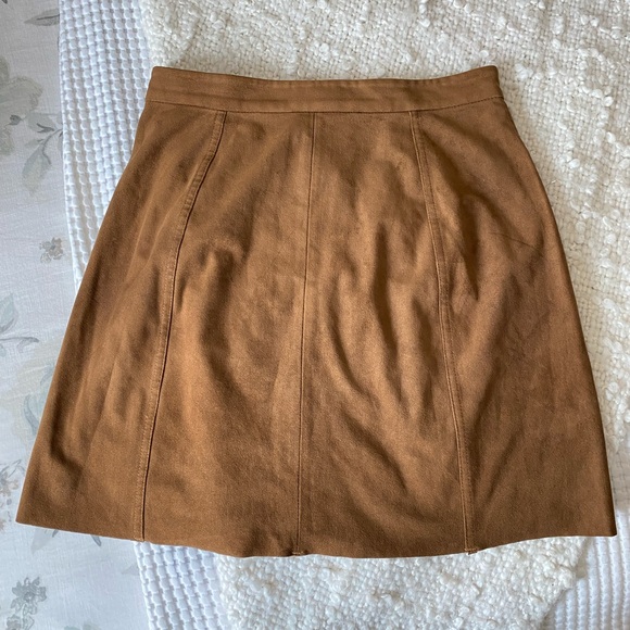 Wilfred Free Brown Suede Skirt Size 6 - Picture 2 of 2